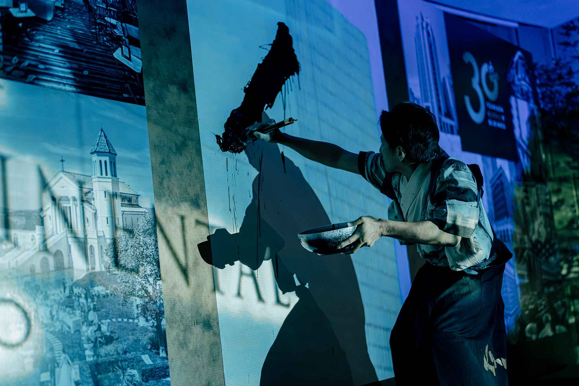 プロジェクションマッピング　書道パフォーマンス　書道家　コラボ